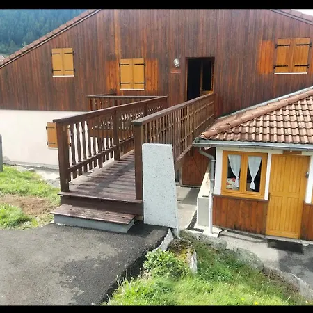 Chalet Duplex Avec Terrasse Entierement Equipe60m2 Gérardmer