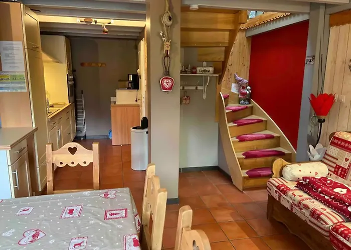 Duplex Avec Terrasse Entierement Equipe60m2 *